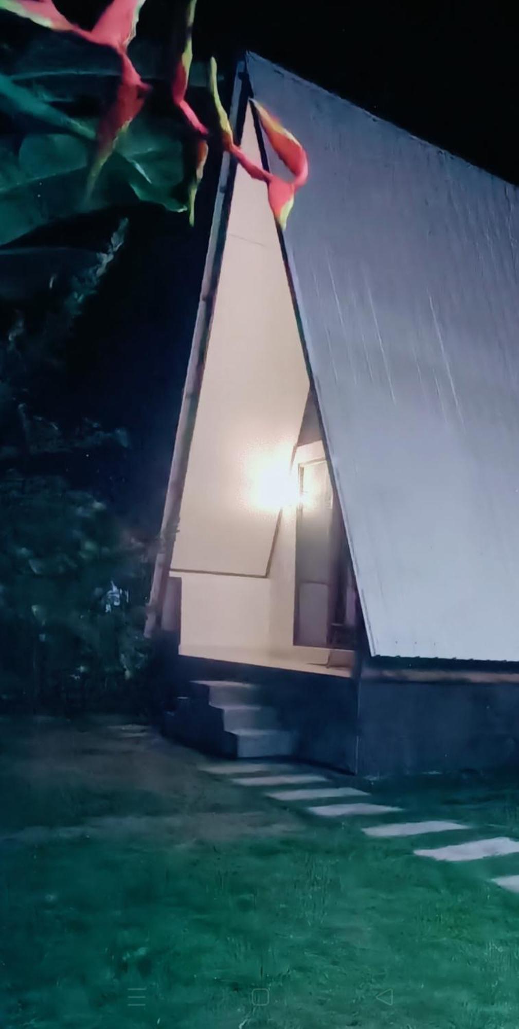 Villa Mahadanu & Glamping