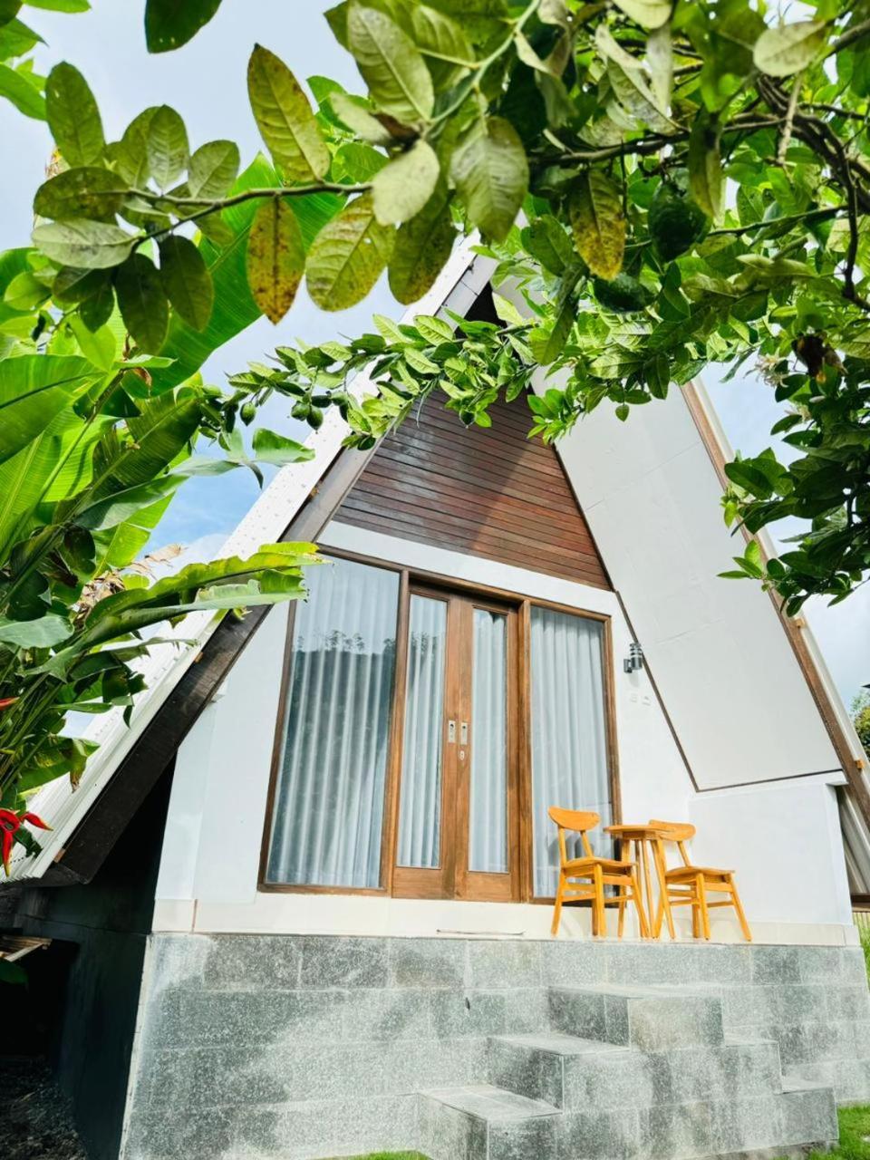 Villa Mahadanu & Glamping